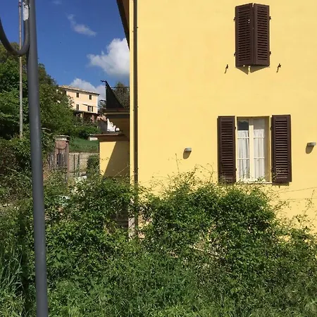 Semesterbostad Casavacanze Ciaspole E Uva