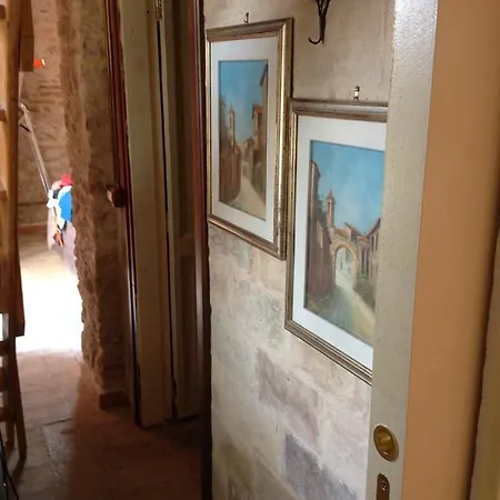 Casavacanze Ciaspole E Uva * פיאסטרה