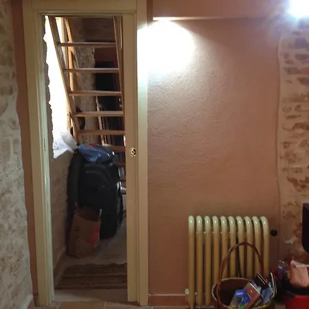 Semesterbostad Casavacanze Ciaspole E Uva