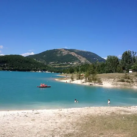 Casavacanze Ciaspole E Uva * Fiastra