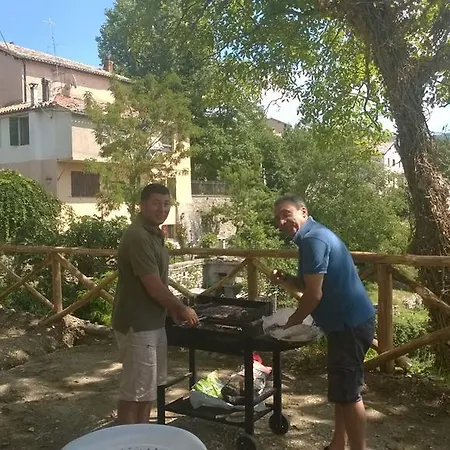 Casavacanze Ciaspole E Uva בית נופש פיאסטרה