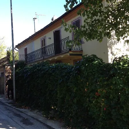 Casavacanze Ciaspole E Uva 펜션