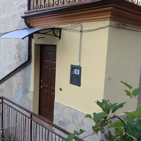Casavacanze Ciaspole E Uva Fiastra