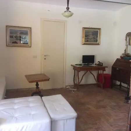 Casavacanze Ciaspole E Uva 度假居 菲亚斯特拉