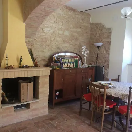 Casavacanze Ciaspole E Uva בית נופש