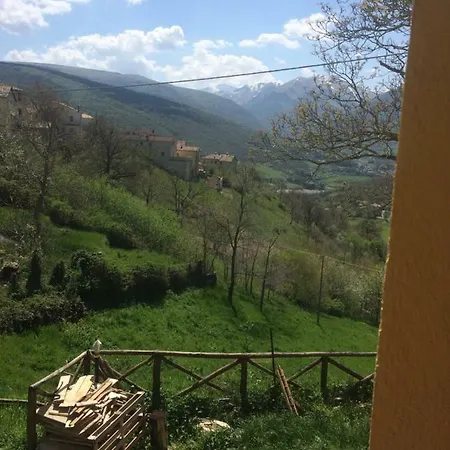 Casavacanze Ciaspole E Uva 펜션